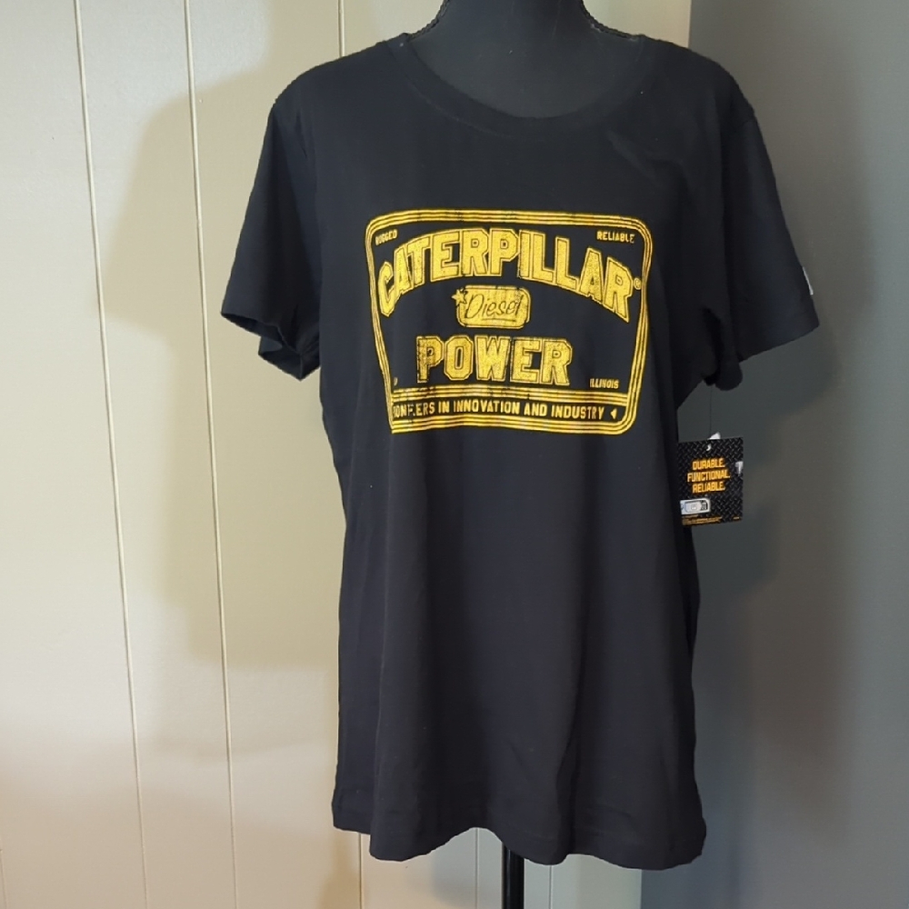 Women's Caterpillar Black and Yellow Graphic T-Shirt XL
